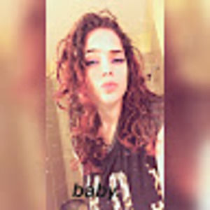 Meet your Posher, Emmi